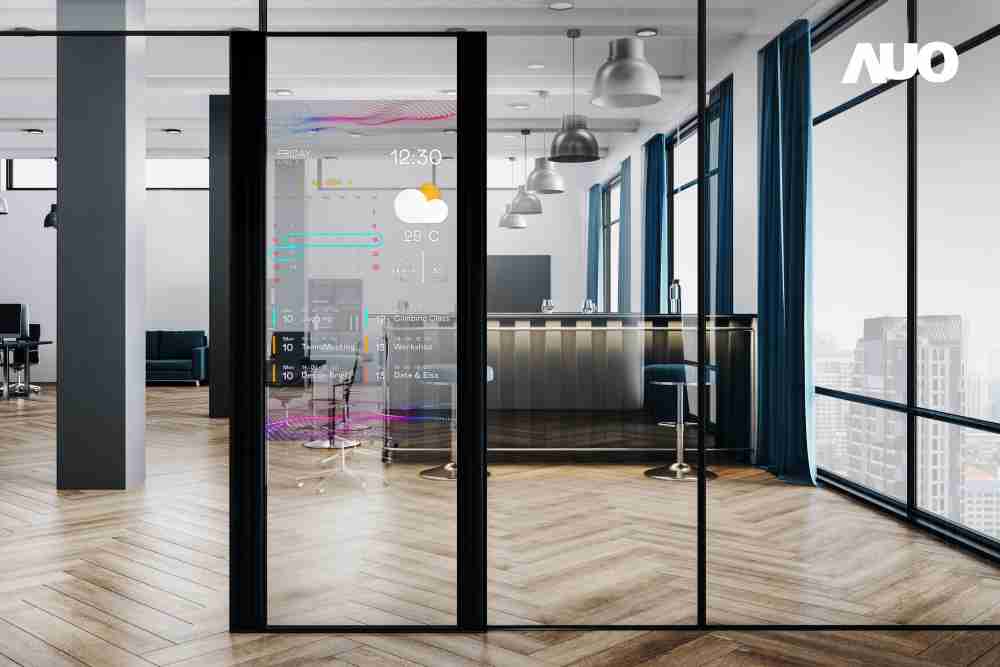 60吋Micro LED透明窗屏显示器，，可依需求调整并延伸应用于不同场域，，，，包括汽车侧窗或家庭玄关、、、、智慧橱窗、、、、商业展示等面向，，，，提供丰富的信息娱乐内容