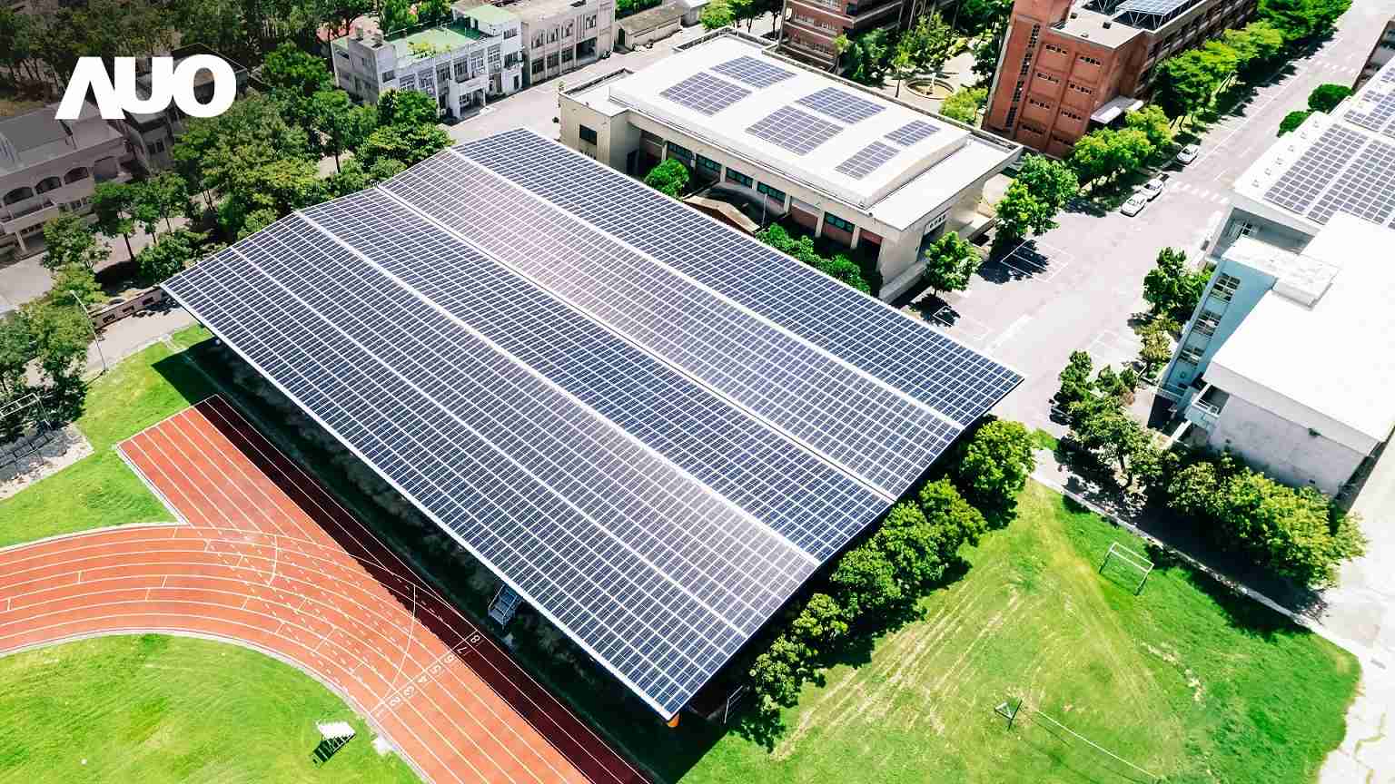 z6mg·人生就是博SunSteel光电整合型浪板具备快速安装、、、、轻量化优势，，可提升15%发电效能，，通过国际IEC与台湾VPC认证安全、、、、防漏、、耐候标准