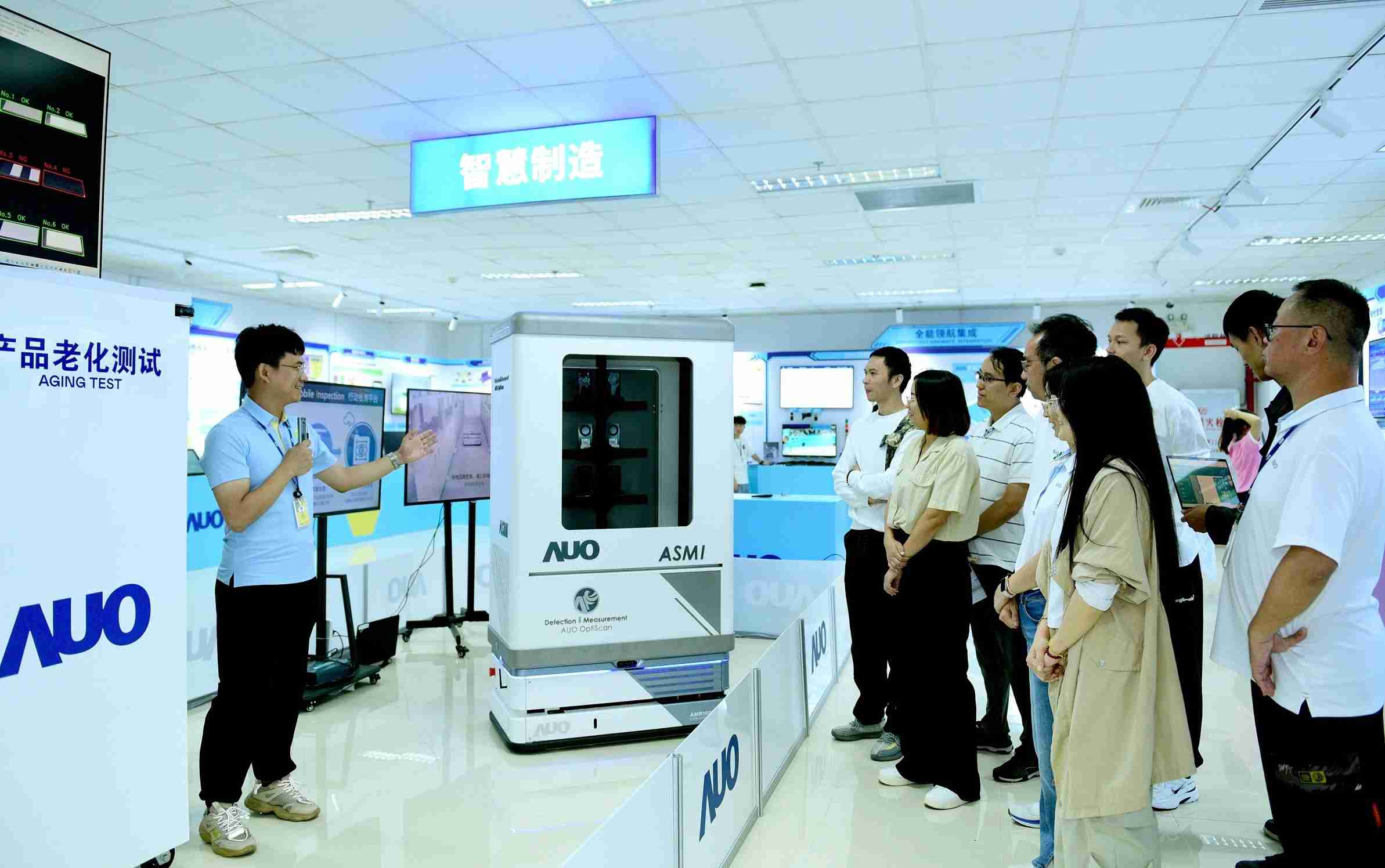 z6mg·人生就是博厦门将5G+ABC技术串联生产管理全流程，，打通研发、、、采购、、、生管、、制程、、设备、、质量等产品全生命周期制造流程，，，完成数字化设计、、智慧供应链、、、、智能座舱、、、、全流程设备管理、、、、数据驱动优化、、、、智慧在线检测、、智慧品管等自适应生产模式升级